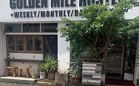 ゲストハウス Golden Mile Hostel